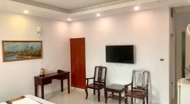 Khách sạn Bạch Dương, Забронировать Отель Бадинь Ханой