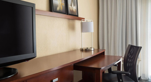 Standard Vierer Zimmer Courtyard by Marriott Denver Central Park