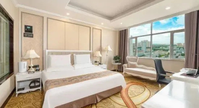 Люкс Business Huang He  International   Hotel