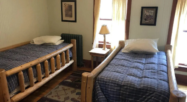 The Woods Inn, Buchen Sie Hotel  