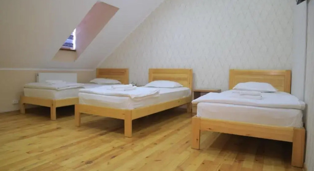 Трёхместный номер Standard Eurasia Business Hotel (Евразия Бизнес)