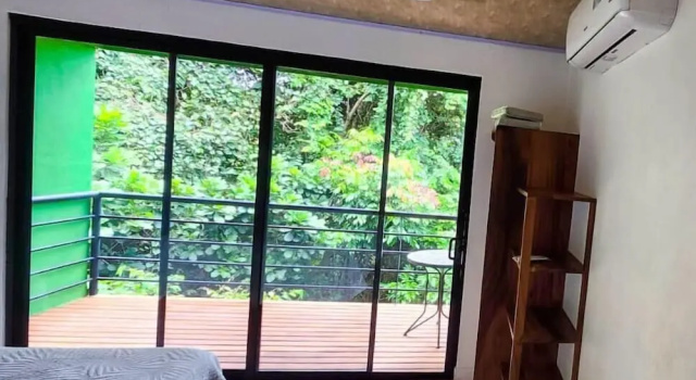 Люкс Sunshine Sanctuary Boutique Jungle Lodge