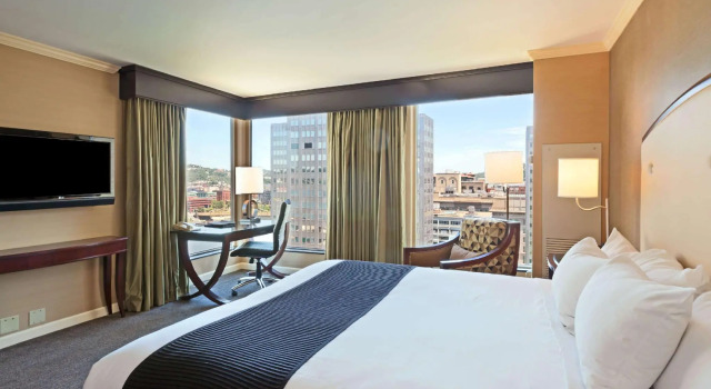 Двухместный номер с видом на реку Wyndham Grand Pittsburgh