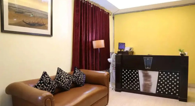 Hotel Mayarch Premium