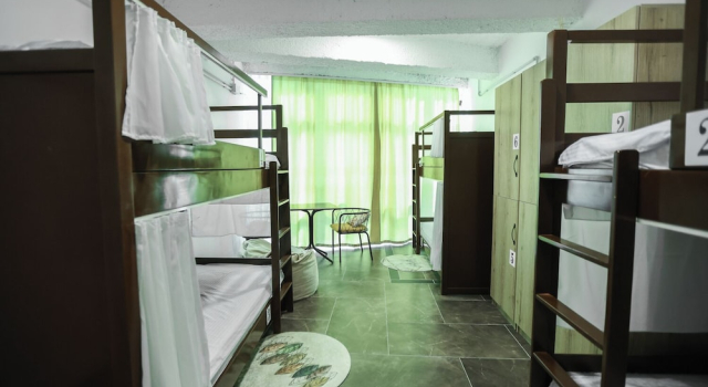 Кровать в общем номере (женский номер) Backpacker Hostel Kruje