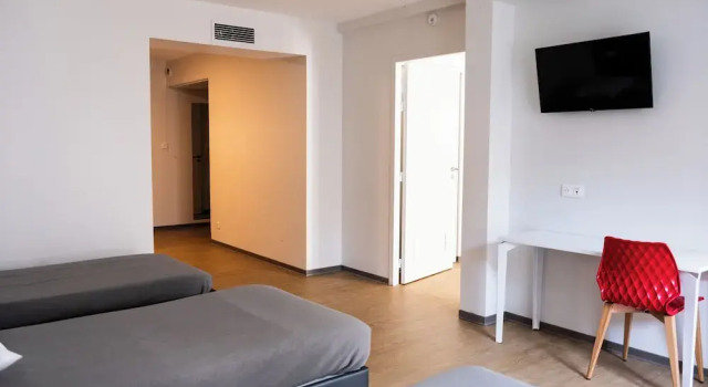 Standard Kolmen hengen huone CIS Lamourelle