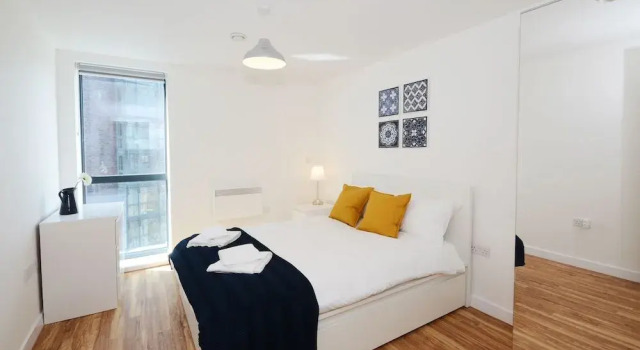 Leeds Urban Square Apartments, Varaa Huoneisto Asunnot kohteessa Merseyside, Huoneisto
