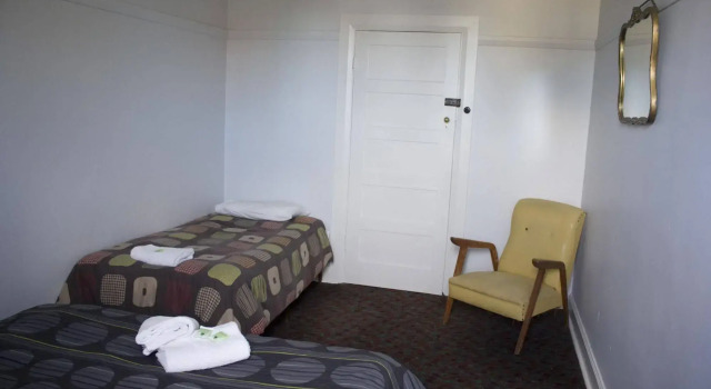 Courthouse Hotel Boorowa, Забронировать Отель Бурова 