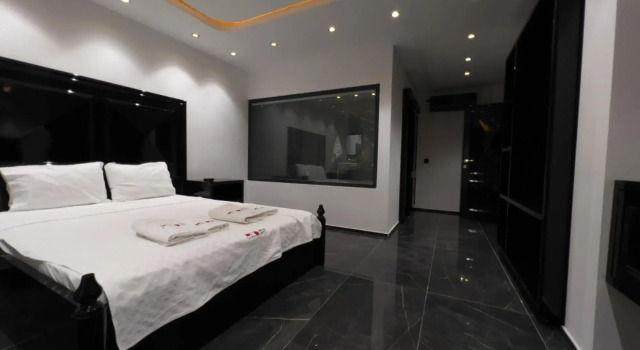 Amazing House with Private Pool in Antalya, Забронировать Отель Отели Каргычак с бассейном, Бассейн