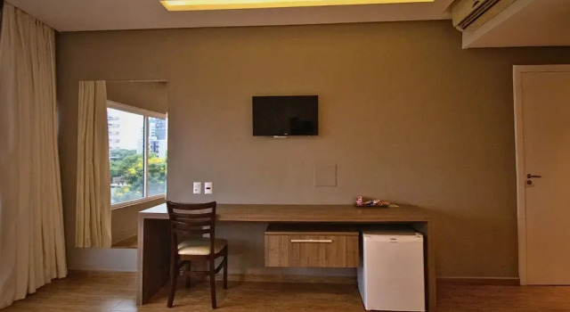 Двухместный номер Premier Continental Inn