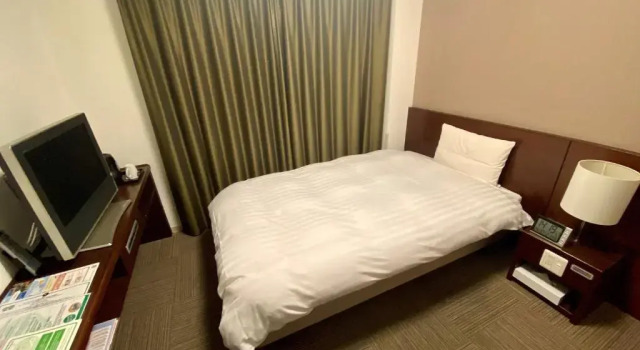 Одноместный номер Economy Dormy Inn Takamatsu