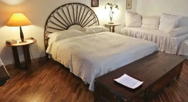 Giardino Segreto, Buchen Sie Bed & Breakfast Neapel Kampanien, in der Nähe von Piazza Cavour