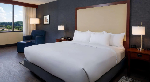 Двухместный номер DoubleTree by Hilton Pittsburgh - Cranberry