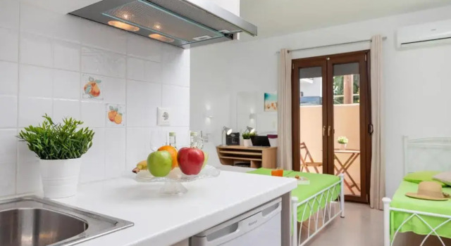 Номер Economy NAXOS DIAMOND Studios Apartments