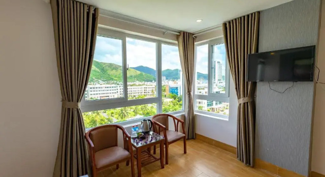 Номер Standard с видом на горы Canary Nha Trang Hotel