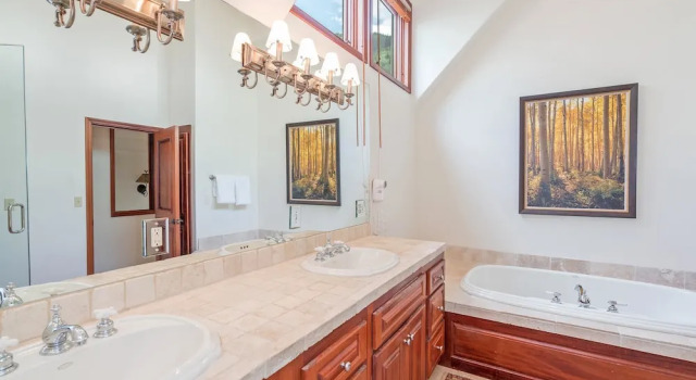 Номер Standard Pacific Street 3 Bedroom Condo By Accommodations in Telluride