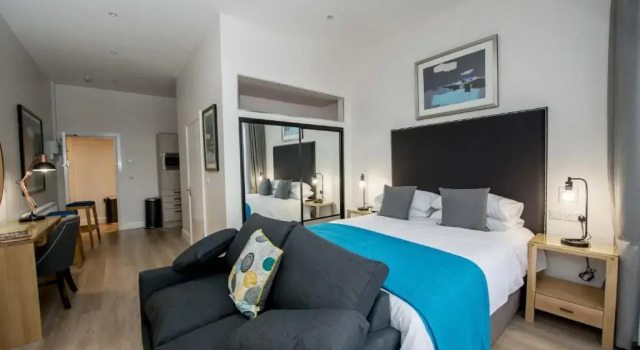 Люкс Deluxe The James Suites
