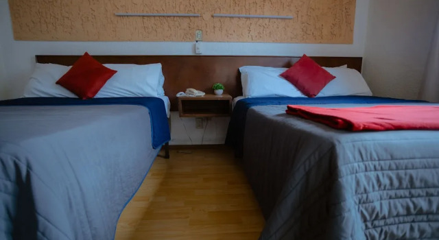 Hotel Zacatecas Courts
