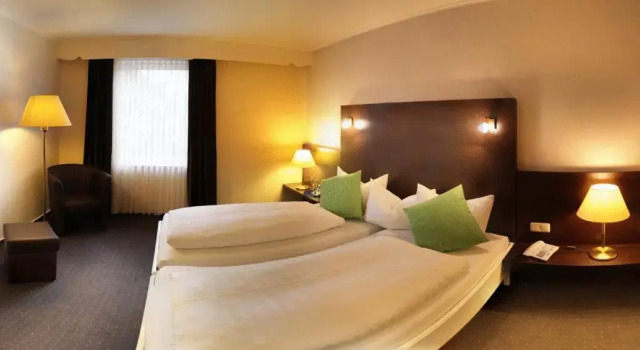 Hotel Mozart, Varaa Hotelli Hotellit Baijeri pysäköinnillä, Pysäköinti