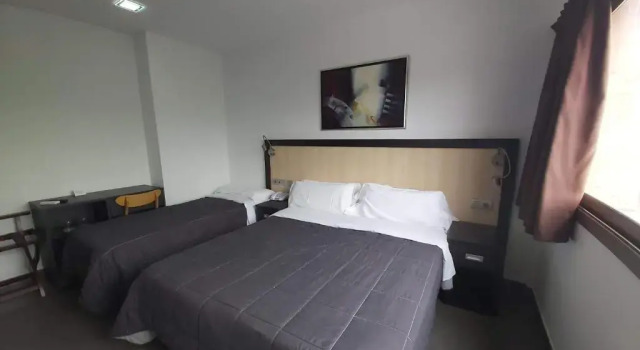 Трёхместный номер Comfort Hotel 170
