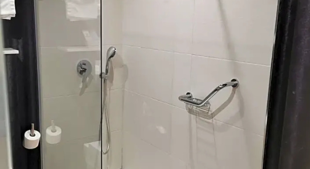 Семейный номер Standard с балконом Hotel Astuy