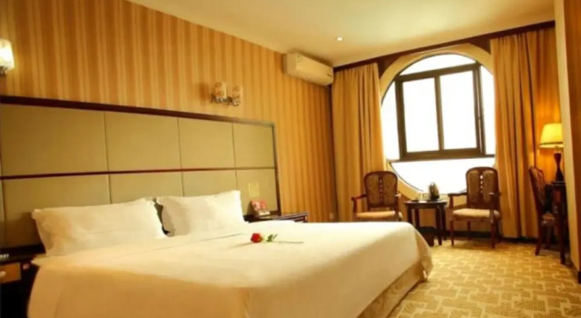 Shenzhen Jingangwan Hotel, Prenota Hotel Hotel a Hong Kong con parcheggio, Parcheggio