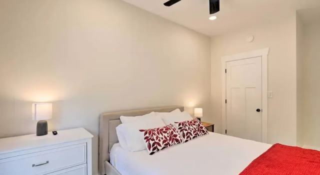 Pet-friendly Asheville Retreat w/ Hot Tub