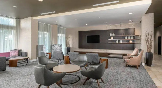 Полулюкс Courtyard San Diego Oceanside