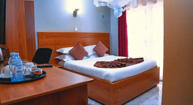 Номер Deluxe Golden Quest Hotel