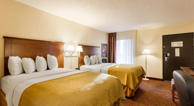 Четырёхместный номер Standard Quality Inn Blytheville