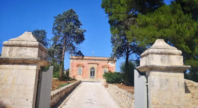 Коттедж Antique Villa, Casa Rosa - 3 bed, 2 bath with pool
