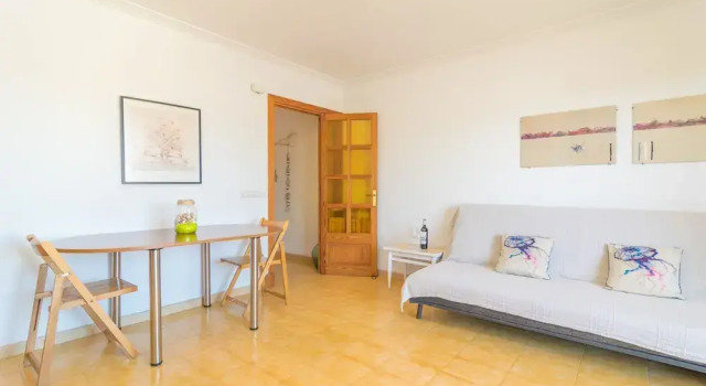 Riandgo in Alc dia With 2 Bedrooms and 1 Bathrooms, Book Apartment Alcudia Majorca