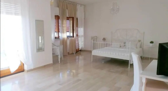 Castello Aragonese Suites, Buchen Sie Hotel Tarent Salento, in der Nähe von MARTA − Archäologisches Nationalmusem Tarent