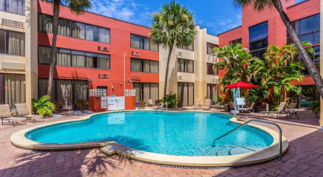 Comfort Inn Executive Center, Reserva ahora Hotel Clearwater Beach Playas de Clearwater y St. Pete Beaches