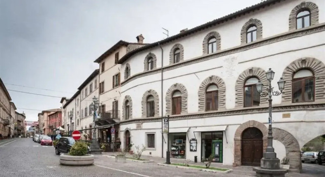 Palazzo Contini, Rezervovat Hotel  