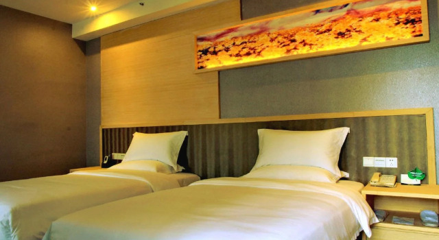 Neat Hotel