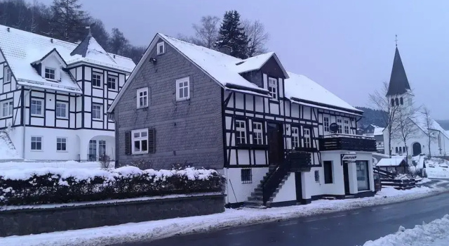 Holiday Home Near Winterberg Ski Slopes, Забронировать Дом для отпуска Виллы Ольсберг, Вилла