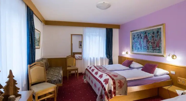 Hotel Italia, Забронировать Отель Отели в центре Канацеи, в центре, Парковка, Завтраки