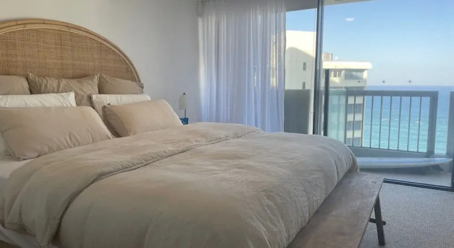 Longbeach Resort - Coastal Letting, Забронировать Курортный отель Курортные отели Голд-Кост, рядом с Florida Gardens Tram Station, Курортный отель
