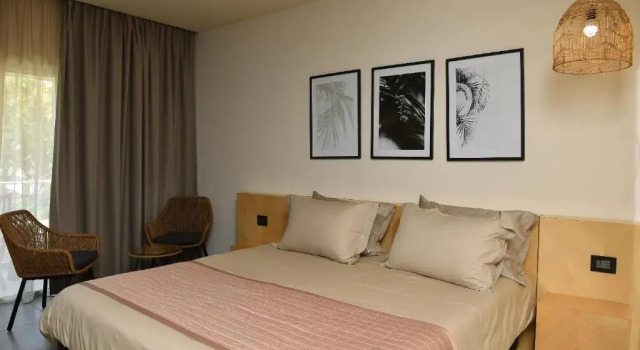 Ocean Blue Resort, Boek Resort 3-sterren hotels in Byblos, 3*