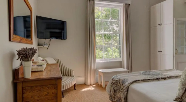 Sandown Lodge, Забронировать Отель Отели Rondebosch 3 звезды, 3*