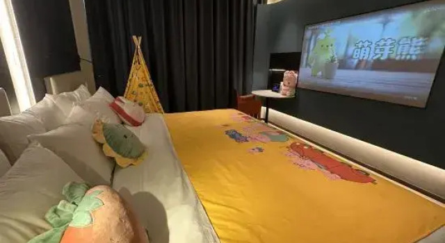 Кровать в общем номере Maitu Hotel