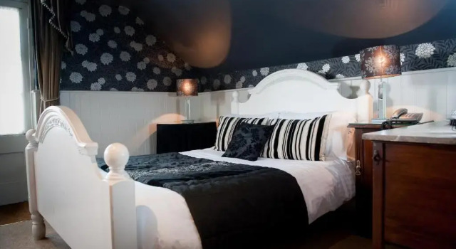 Двухместный номер Standard Ravenwood Hall Hotel