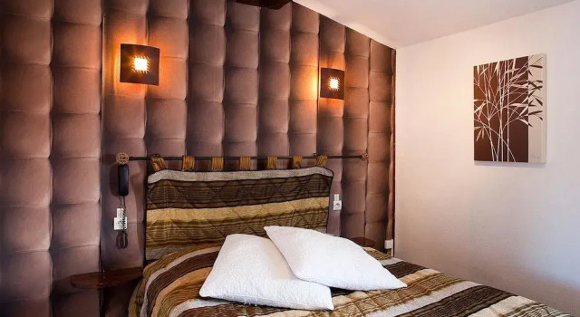 Les Clos de Chaponost, Prenota Hotel Hotel a Alvernia con parcheggio, Parcheggio