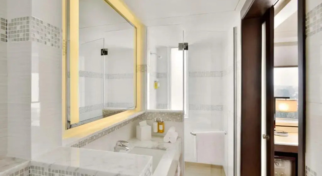 Номер Superior с видом на горы Fairfield by Marriott Kathmandu Thamel
