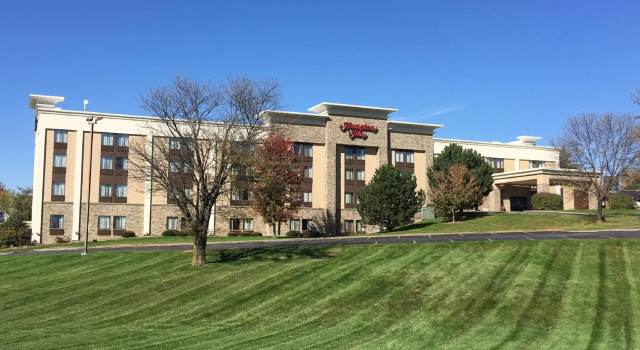 Двухместный люкс Hampton Inn Iowa City/Coralville