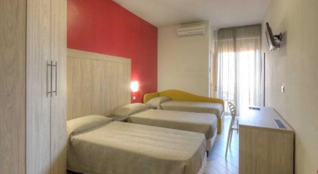 Hotel Sydney, Забронировать Отель Отели Побережья Марок 3 звезды, 3*