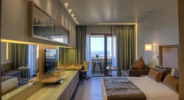 Одноместный номер Superior с балконом Saifi Suites Hotel