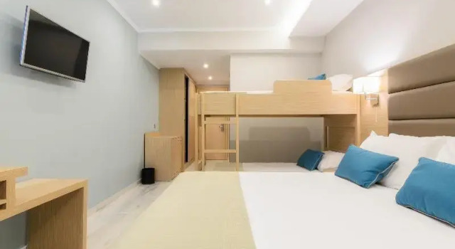 Двухместный номер Standard с балконом и с красивым видом из окна Karras Grande Resort