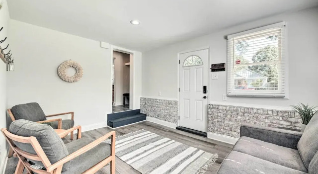 Chic Charlotte Retreat < 3 Miles to Downtown!
